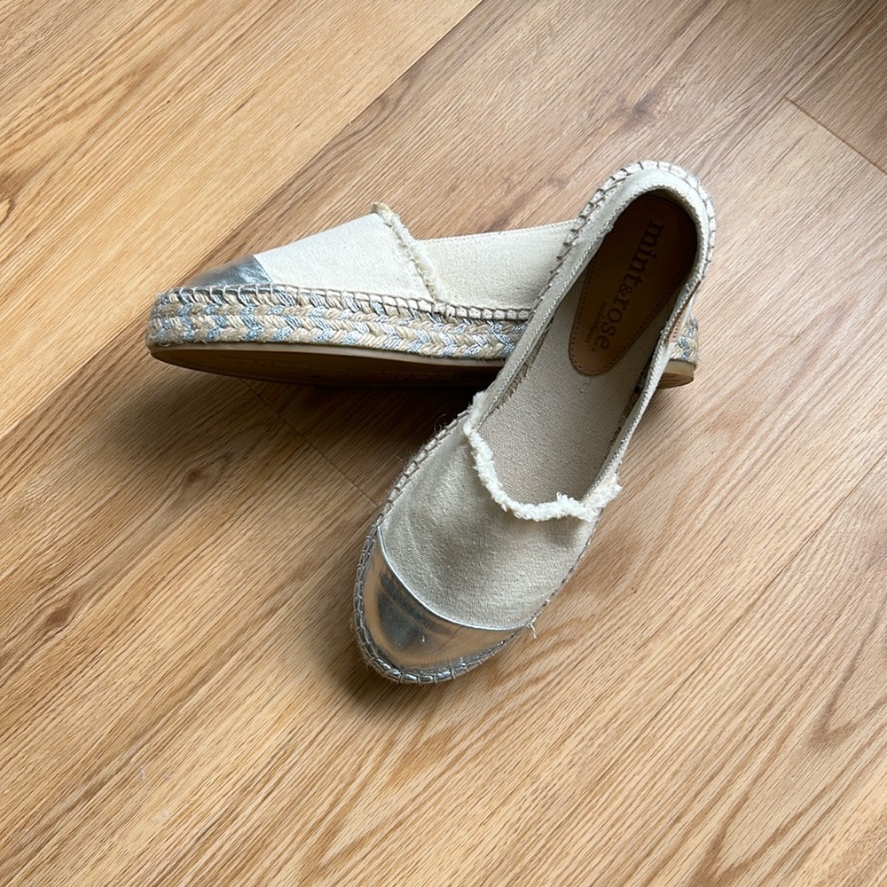 Anthropologie Mint & Rose Amalfi Creeper espadrille/Cream & Silver/EU 41/10 US